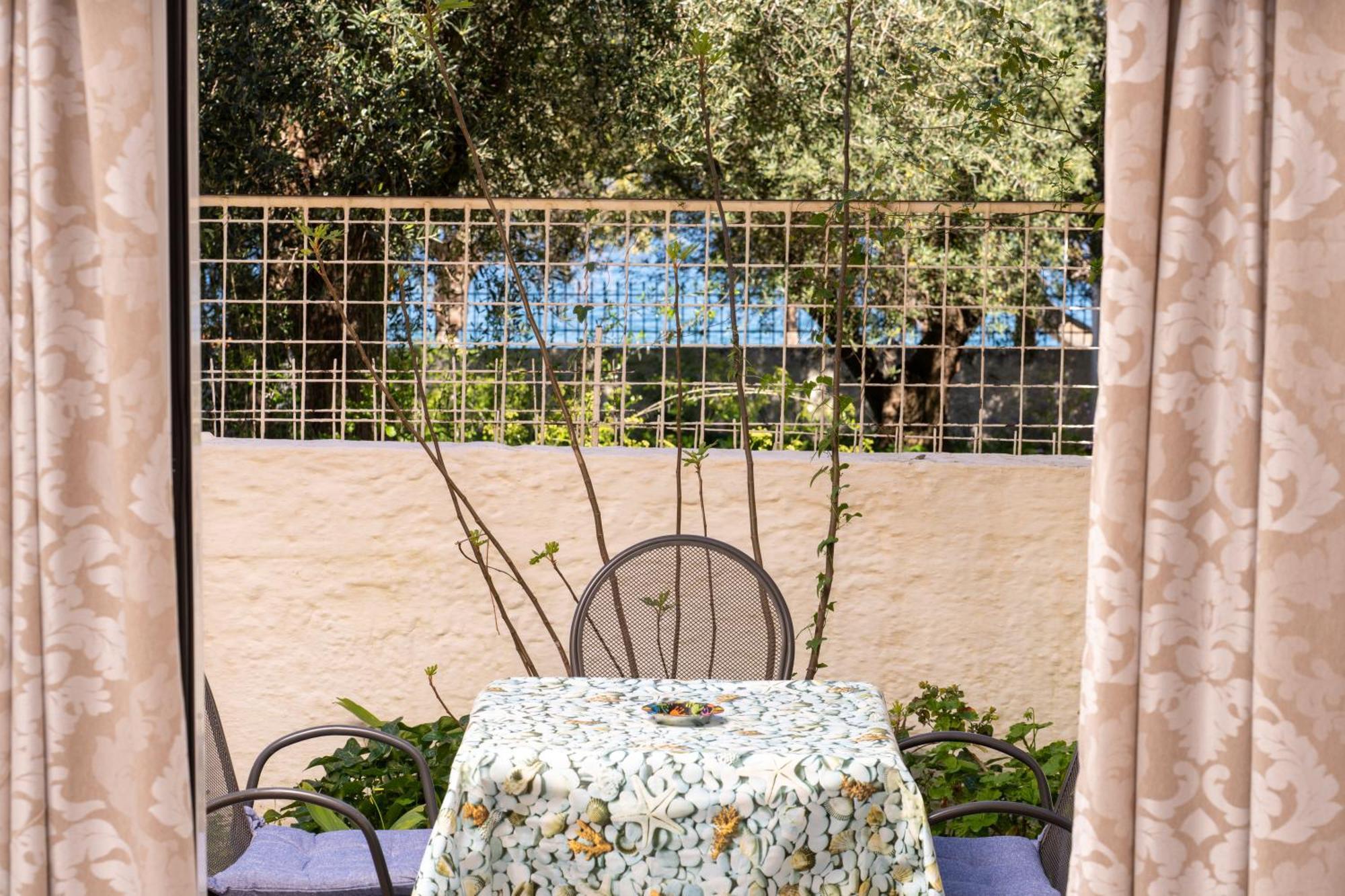 Dimitris Studios Karavomylos Buitenkant foto